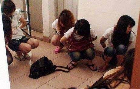 pixiv成年版 任何形体都是扁平失真的