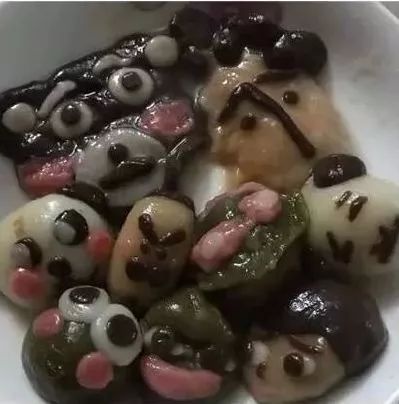 啄木鸟军舰海报