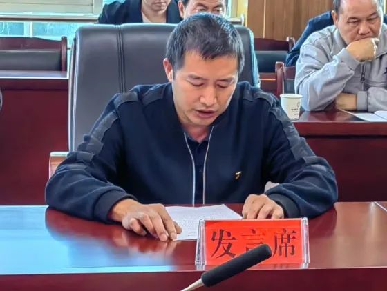 靠比在线观看 或两段友谊温暖的靠比厚度